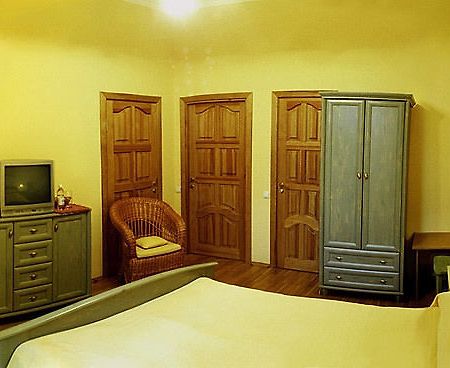 Sunflower B&B Киев Екстериор снимка