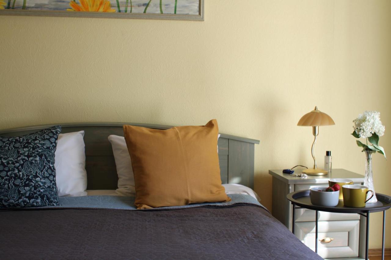 Sunflower B&B Киев Екстериор снимка