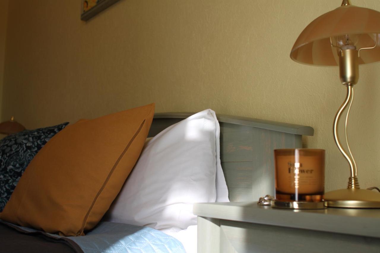 Sunflower B&B Киев Екстериор снимка