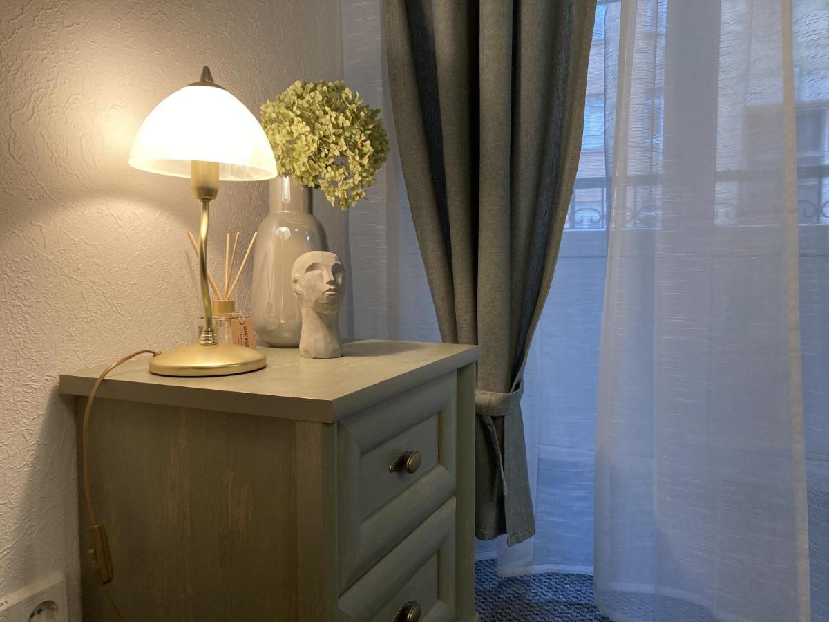 Sunflower B&B Киев Екстериор снимка