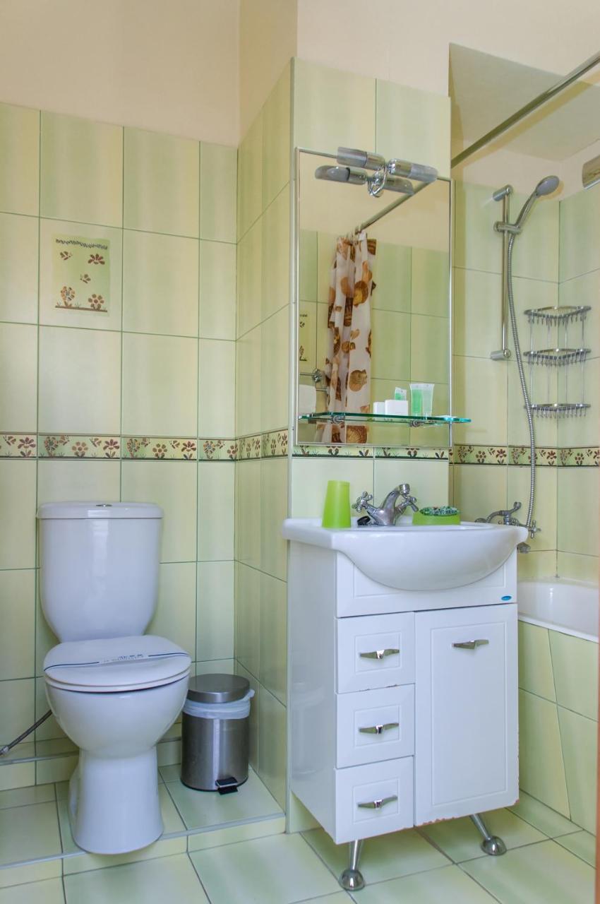 Sunflower B&B Киев Екстериор снимка